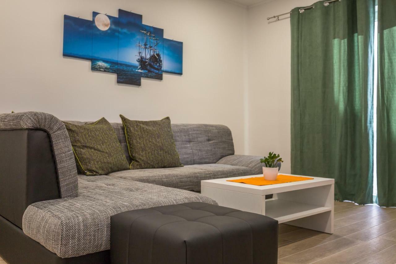 Acoustic Apartment Makarska Exterior foto