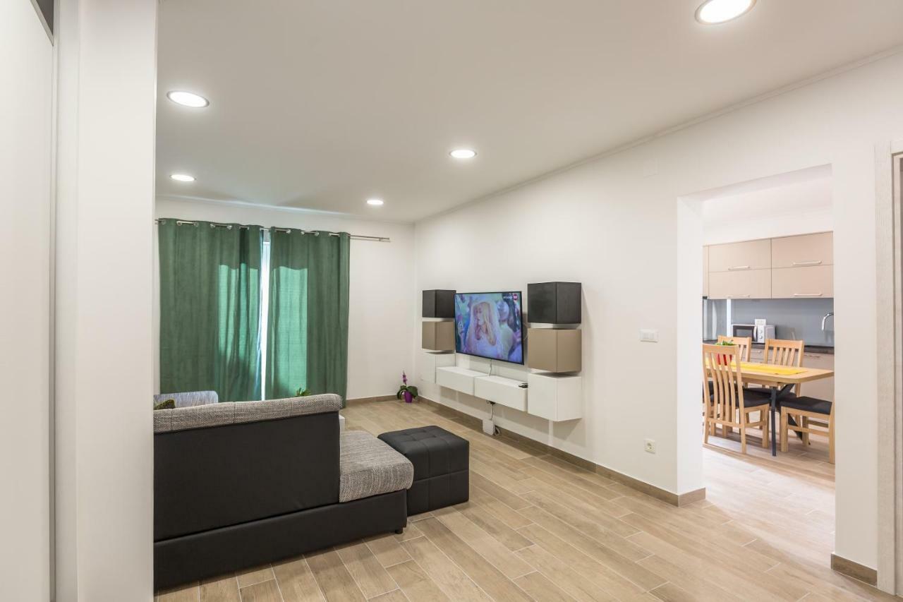 Acoustic Apartment Makarska Exterior foto