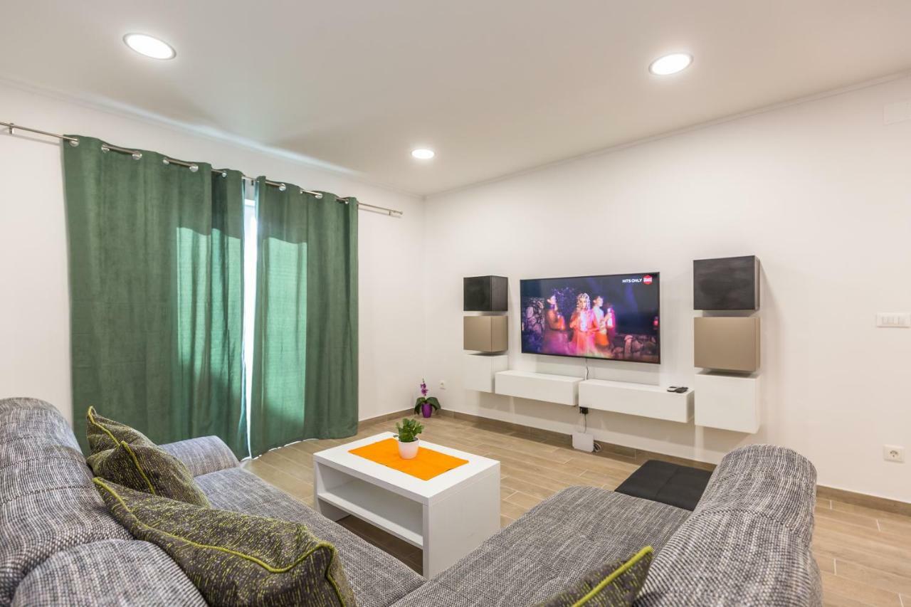 Acoustic Apartment Makarska Exterior foto
